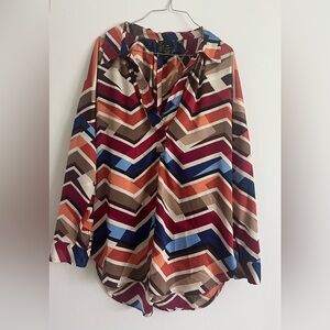 Bisou Bisou Graphic Blue and Red Long Sleeve Blouse